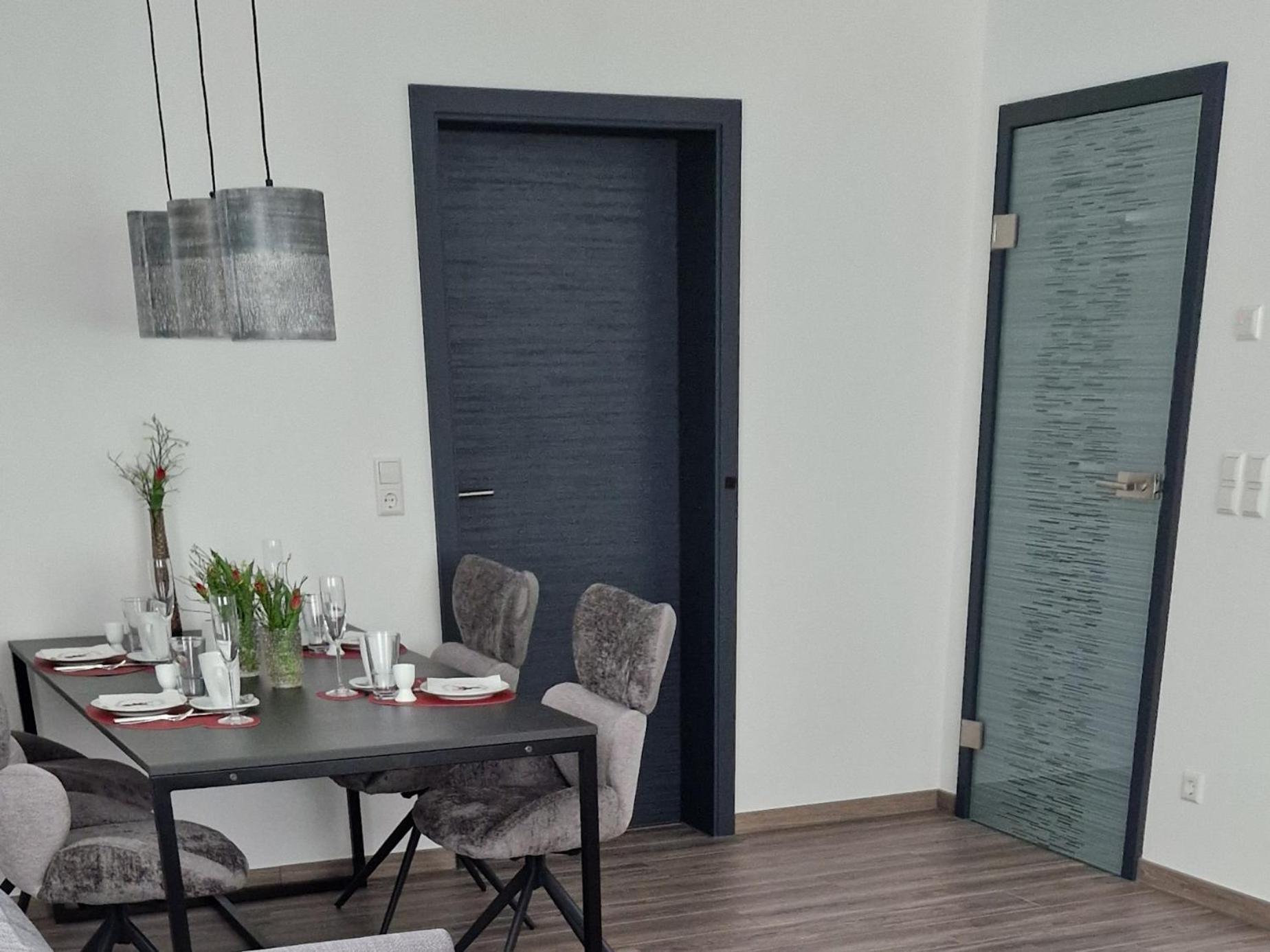 フロイデンシュタットHaus Ludwigアパートメント エクステリア 写真